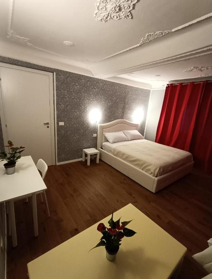B&B Italian Guest Genova Екстериор снимка