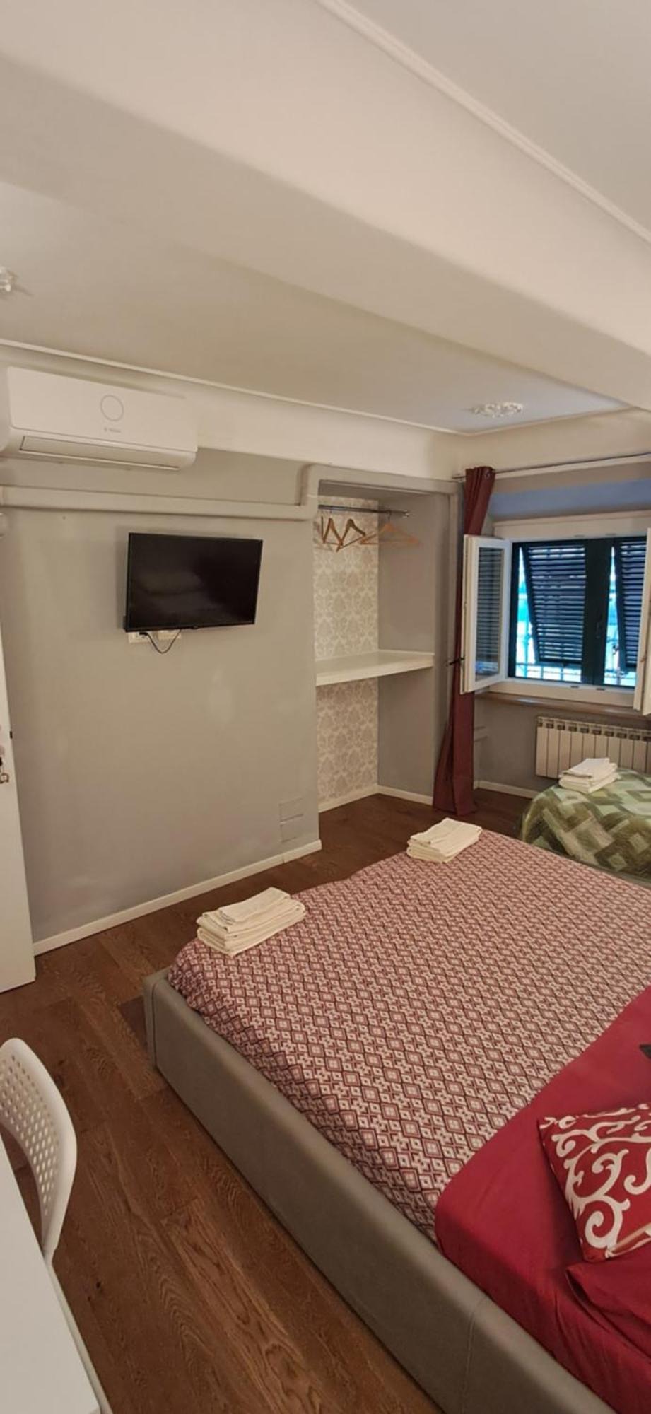 B&B Italian Guest Genova Екстериор снимка