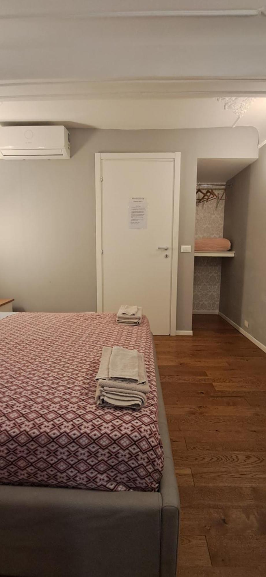 B&B Italian Guest Genova Екстериор снимка
